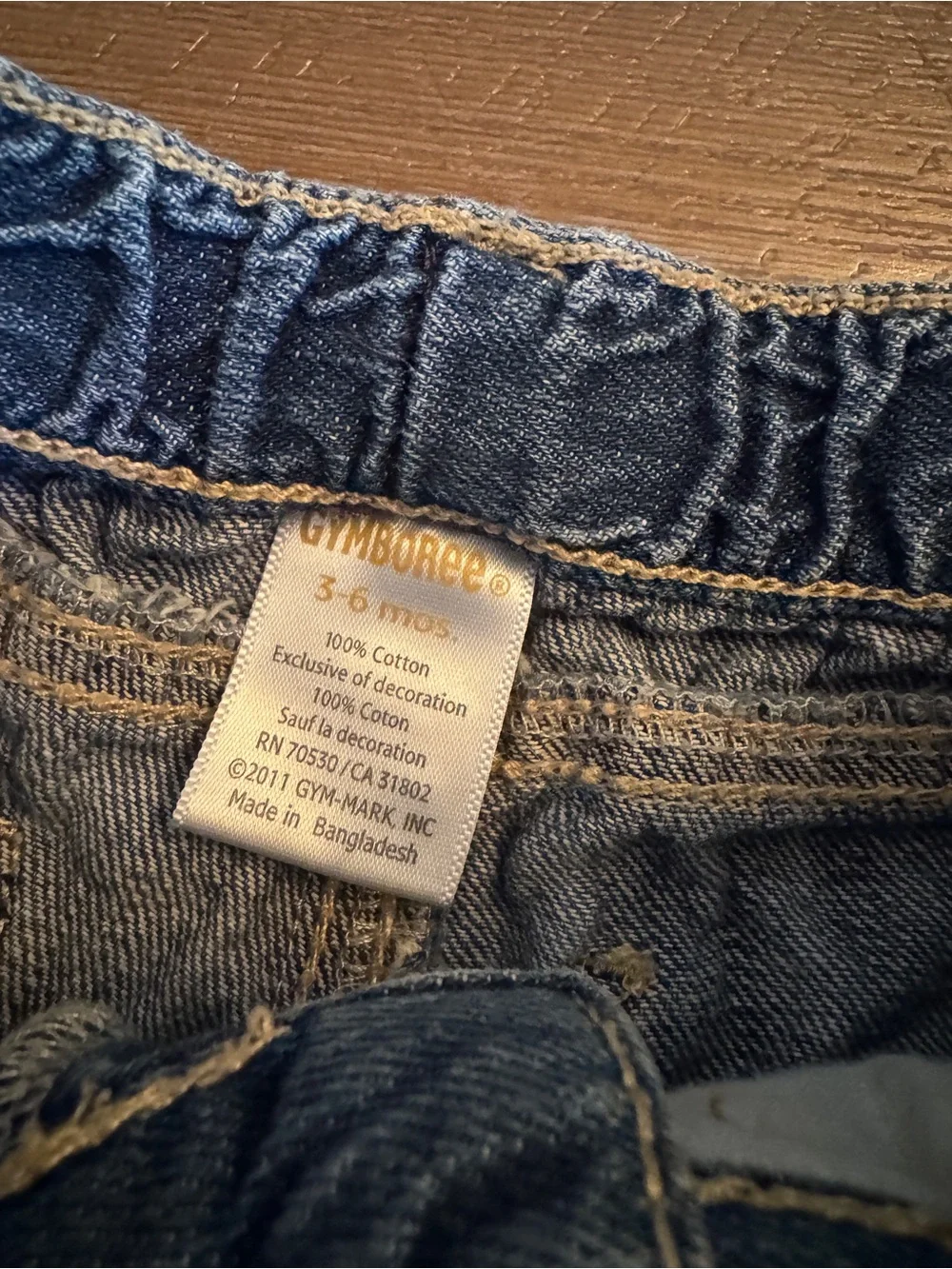 Vintage Y2K Gymboree Dark Blue Denim Shorts with Embroidered Puppy and Flowers
